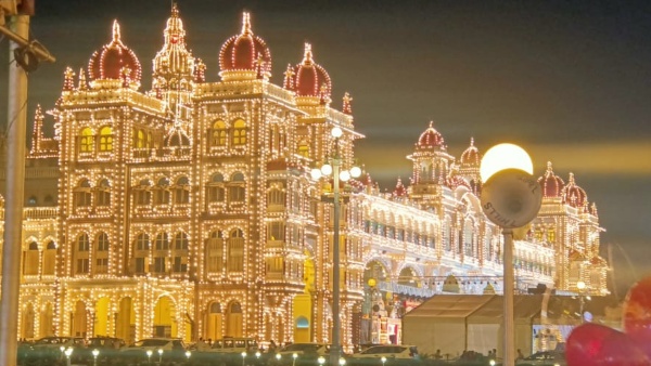 More Than Lakhs Participated In Dasara Festivities This Year More Than Lakhs Participated In Dasara Festivities This Year