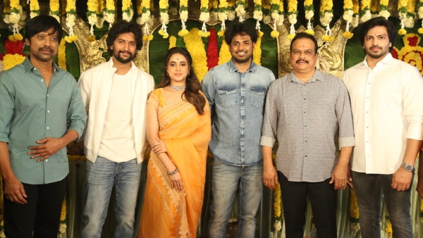 Actor Nani Gave Surprise To His Fans At Festival Moment 