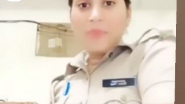 Agra Lady Constable Pinky Mishra Reels Video Viral: Dismissed Within 48 Hours after Being Reinstated