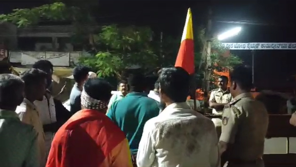 Puneeth Rajkumar Statue Was Cleared Overnight By Hiriyur Nagarasabha Officials Puneeth Rajkumar Statue Was Cleared Overnight By Hiriyur Nagarasabha Officials