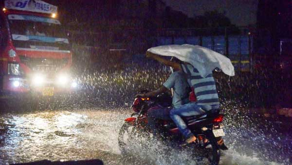 IMD Predicts Normal to Moderate Rain Will Continue Till October 9 in Karnataka Several Districts
