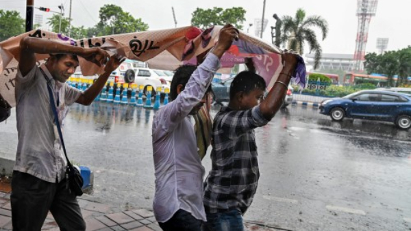 Bengaluru Will Get Heavy Rain In Next 24 Hours, Cold Weather Creates In City Till October 26th 