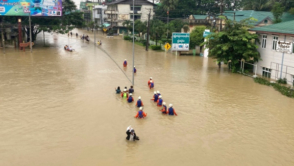 Heavy Rains to Pelt Assam, Mizoram; Thunderstorms Over Tamil Nadu, Kerala Heavy Rains to Pelt Assam, Mizoram; Thunderstorms Over Tamil Nadu, Kerala