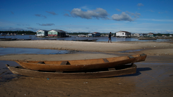 Rivers at Brazils Amazon Rainforest Reaches Record-Low Levels Amidst Drought