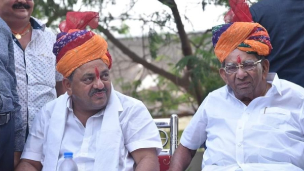 Give the CM post to Veerashaiva Lingayat community: Shamanur Shivashankarappa Give the CM post to Veerashaiva Lingayat community: Shamanur Shivashankarappa