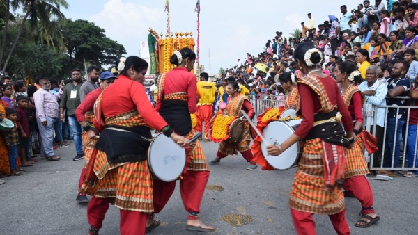 Pramoda Devi Wadiyar Inaugurated The Historical Srirangapatna Dasara