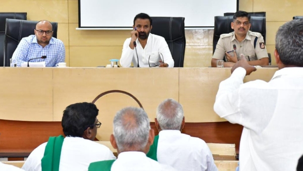 Resolve Issues Of Sugarcane Farmers Directs Minister Santosh Lad