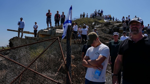 Israel-Hamas war: Israeli air strikes kill eight Syria troops