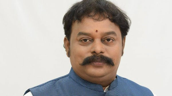 HD Deve Gowda Will Take A Decision At The Appropriate Time Says TA Sharavana