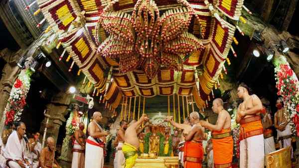Tirumala Tirupati Devasthanam continues curbs on walkways; temple sees 12-hour wait for darshan