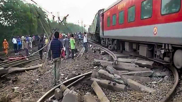 Two Trains Collided In Bhairab Bangladesh 15 Killed, Several Injured