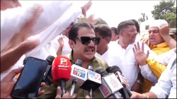 I Will welcome C.M.Ibrahim if joins congress says Zameer Ahmed Khan