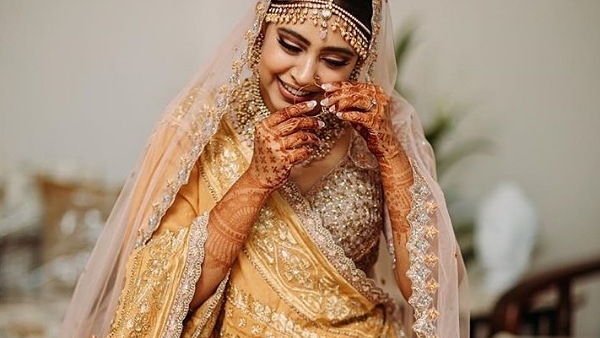 8 Effective Tips to Get Your Wedding Dresses at Affordable Prices: From Stylist Expert