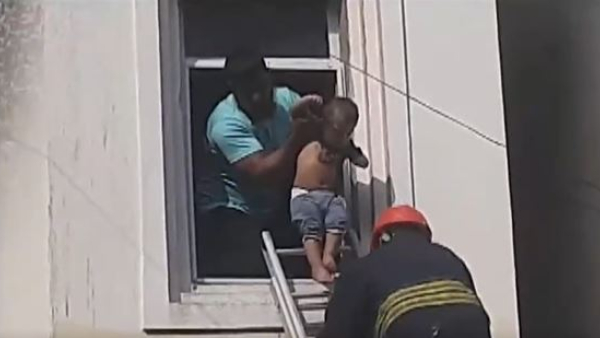 Massive Fire Breaks Out in Chemical Godown in Hyderabad: 6 Days and 3 Injured, Know details