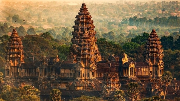 Angkor Wat is the 8th most amazing temple in the world