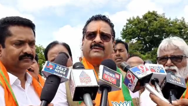 DK Shivakumar will go to jail after health improves: Basangouda Patil Yatnal Prediction