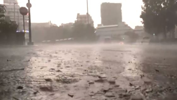 Bengaluru Several Parts Facing Heavy Rainfall on Tuesday, Next 48 Hours Rain Will Continue in City