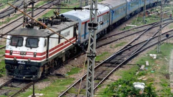 Suburban Rail Project Only Have on 35 Month For Completion Work, 4 pc Progress has Achieved