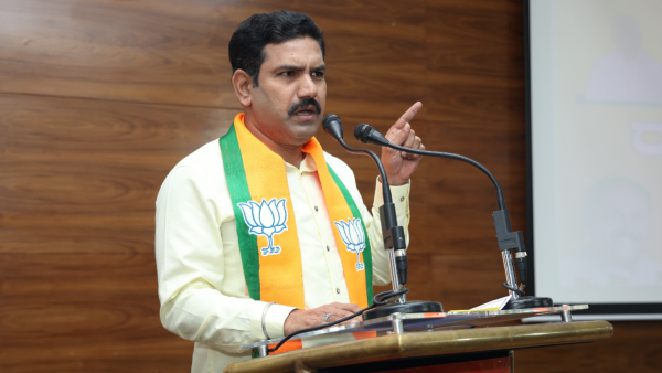 Congress Questioning Karnataka BJP Leader For Their Internal Fight