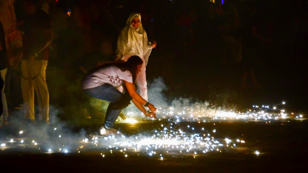 More Than 70 Eye Injuries in Bengaluru During Deepavali Fireworks