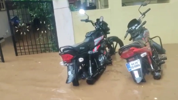 heavy-rain-lashes-in-hubballi
