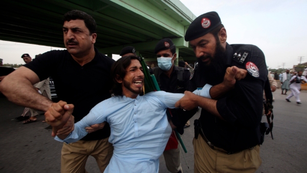 imran-khan-party-workers-arrested