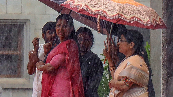  Karnataka Rain: The IMD issues a Yellow Alert in these districts as heavy rain is expected