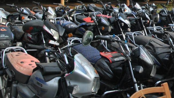 Namma Metro Station Parking Lot Operators Demand Excess Fee