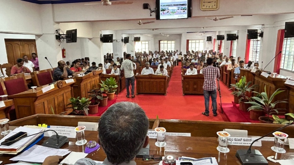 minister-krishna-byre-gowda-questioned-hassan-officials