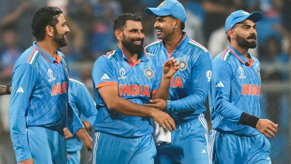 Yuvraj Singh Selects Mohammed Shami as Player of the Tournament