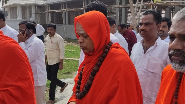 Chitradurga Murugha mutt seer stay at Davanagere