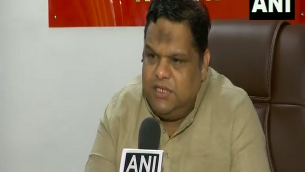 non-bailable-warrant-against-ncpcr-president