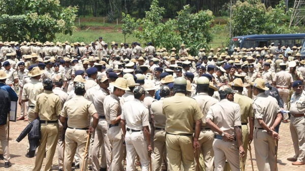 Protest For Postpone 545 PSI Recruitment Scam Re Exam Date 