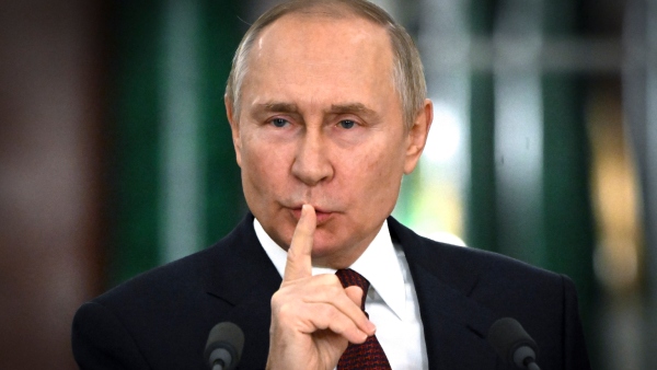 putin-freed-a-russian-from-prison