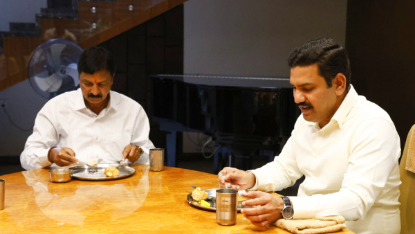 Karnataka BJP State President BY Vijayendra Meets Ramesh Jarkiholi