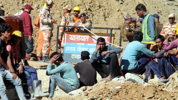 rescue-operations-halted-in-uttarakhand-tunnel