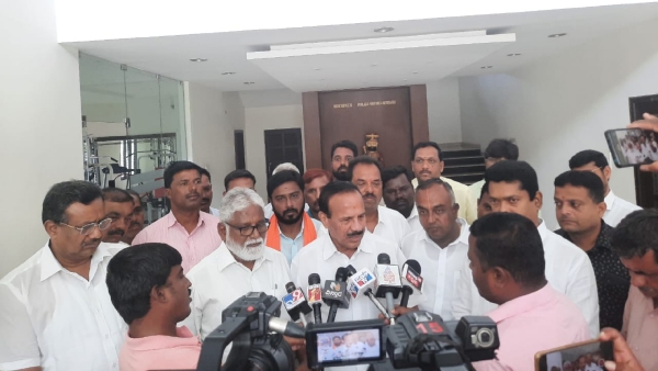 sadananda-gowda-announces-retirement