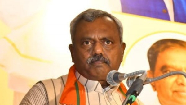 ST Somashekar Lashed Out At KS Eshwarappa