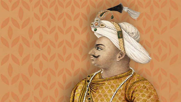 Status, banner insulting Muslim kings including Tipu in Chikkodi