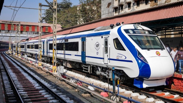 More than 500 Vande Bharat Express coming next year 