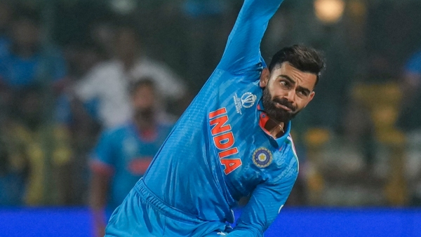 virat-kohli-bowl-in-semifinal-against-new-zealand