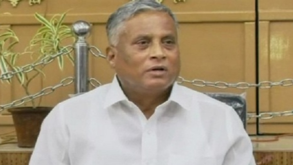 Potential Impact of Lingayat Leader V Somanna Joining Congress on BJP