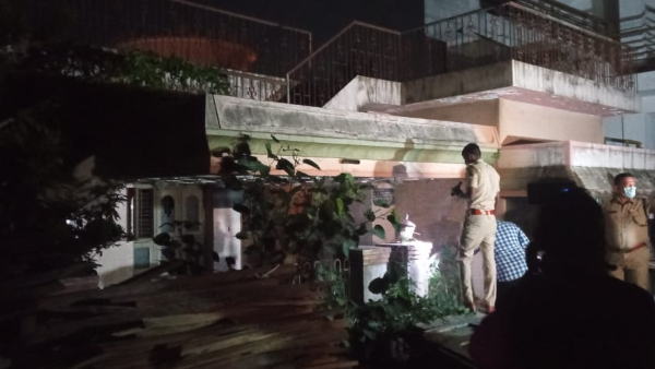 BIG Twist to 5 skeleton case in Chitradurga: Death note found in dilapidated house