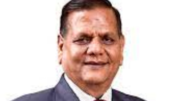 He left school in 8th standard but built a company worth 13,103 crores 