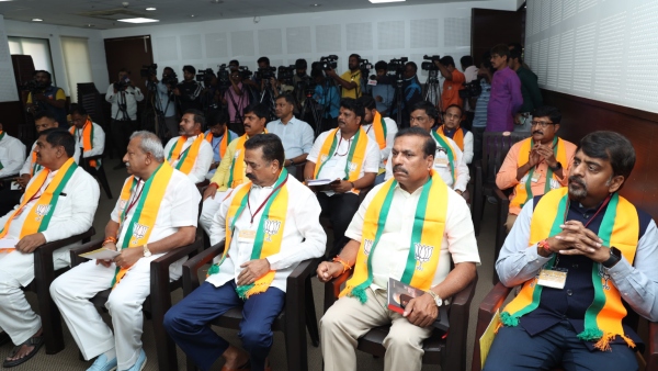 Pressure mounts on BJP to act against outspoken Vijayapura MLA Basanagouda Patil Yatnal