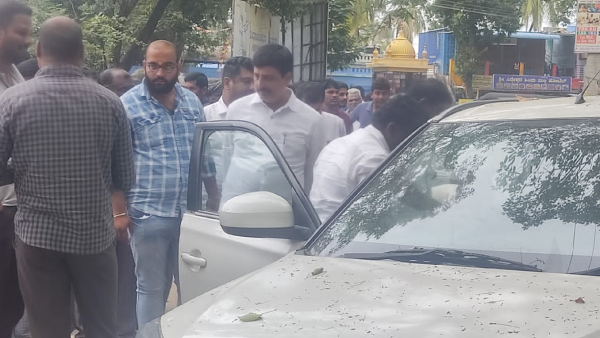 C.P.Yogeshwara visited place where brother-in-law car was found