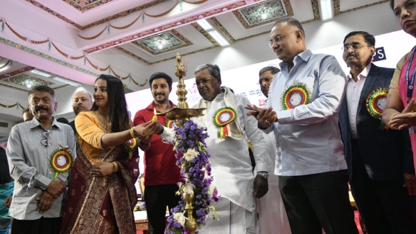 Discover What CM Siddaramaiah Said About AIDS Awareness In India