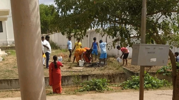 Drainage clean by Morarji Desai Residential School childrens in Yalavalli village