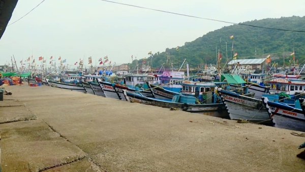 Fishing Is Closed In The State Due To There Is No Fish In The Ocean