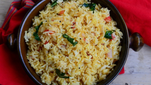 Garlic Rice Recipe: Learn how to make Garlic Rice in Kannada 